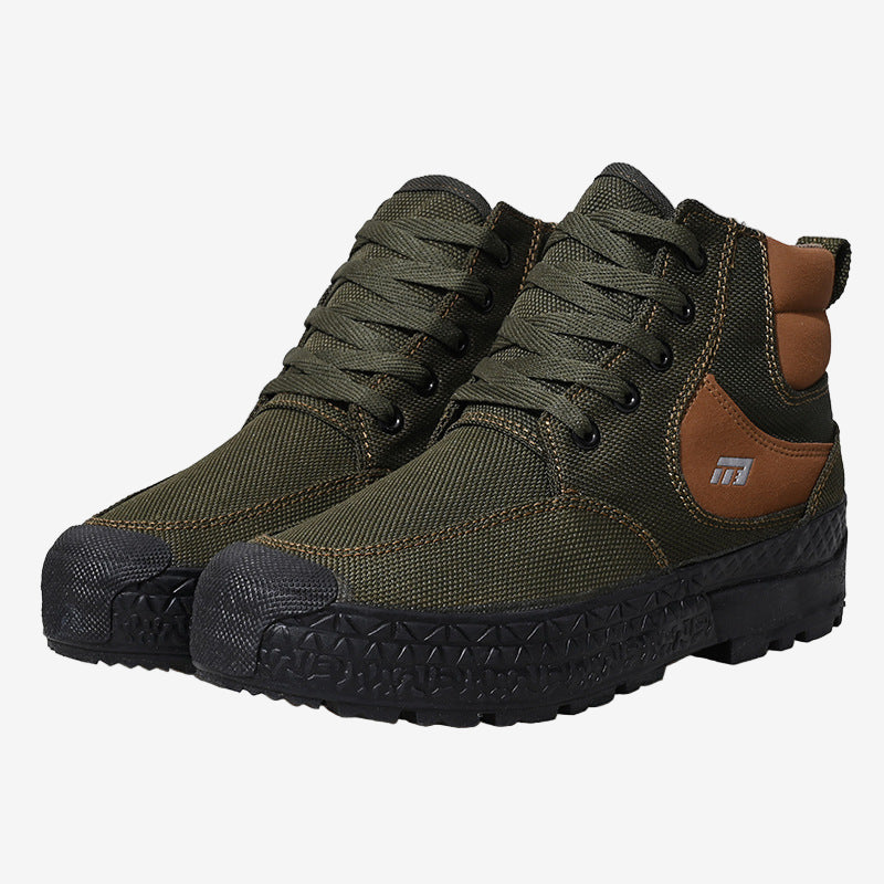 NevoTrek - Comfortable and waterproof all-terrain orthopedic shoes