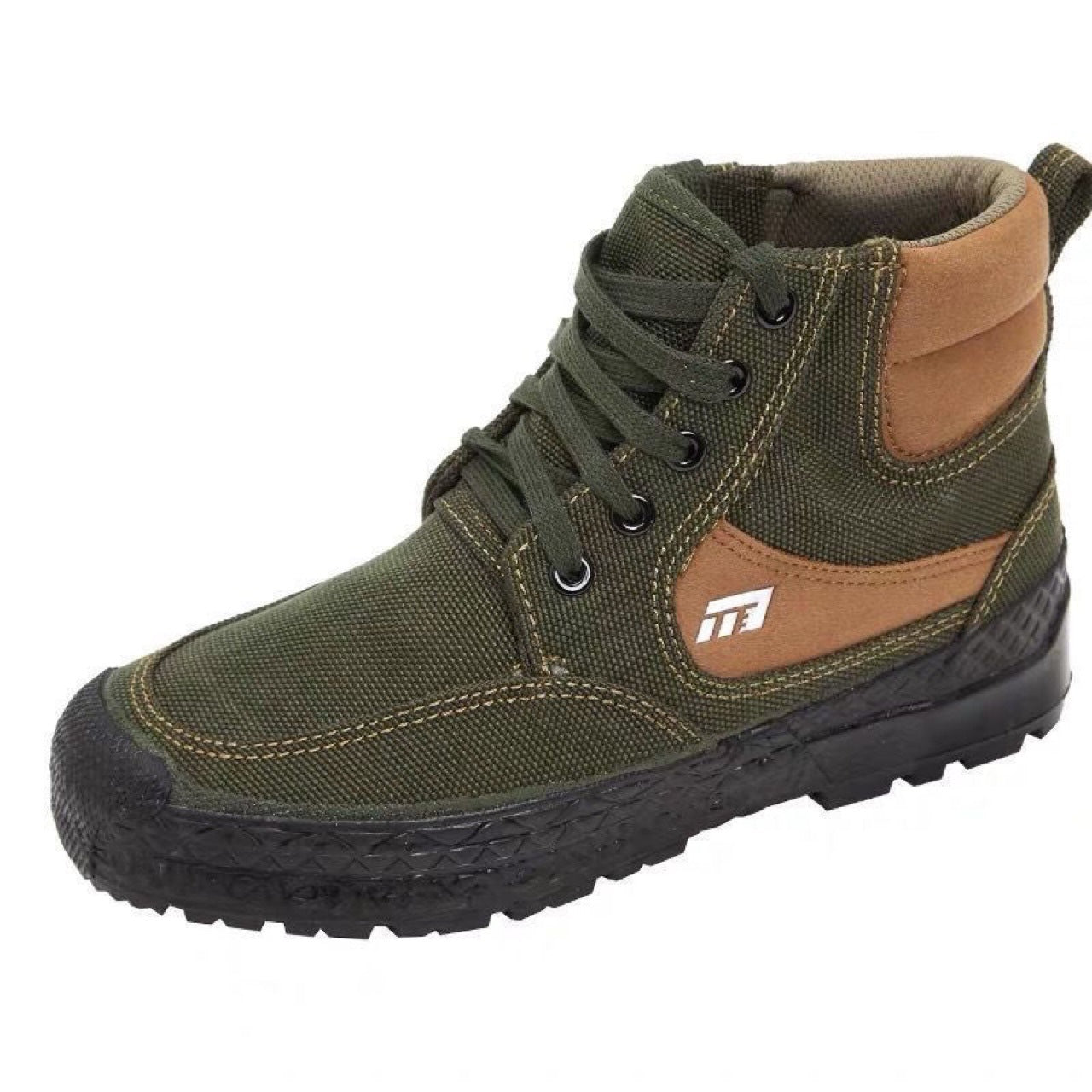 NevoTrek - Comfortable and waterproof all-terrain orthopedic shoes